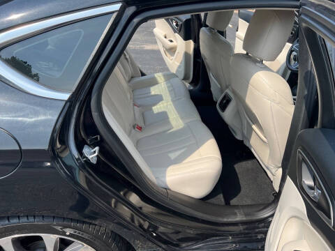 2016 Chrysler 200 C
