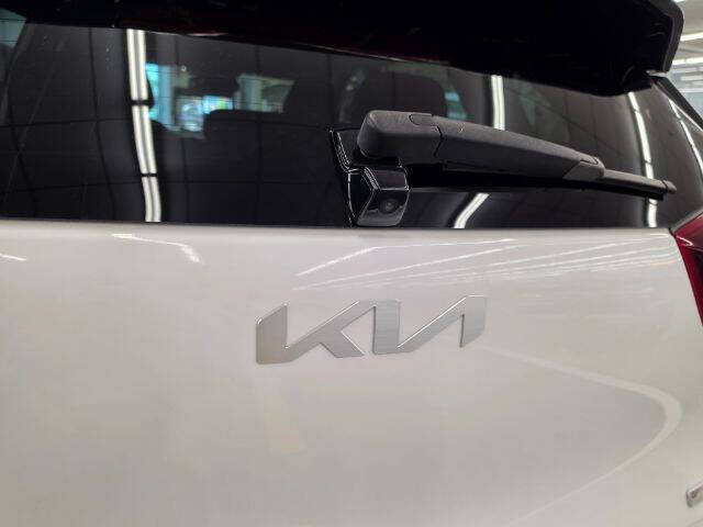 2022 Kia Niro LX