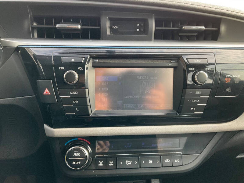 2015 Toyota Corolla LE Plus