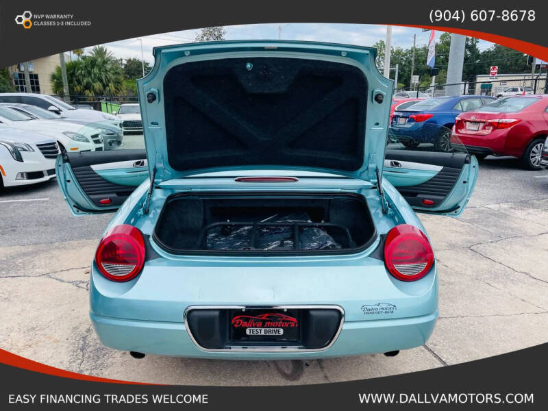 2002 Ford Thunderbird Deluxe