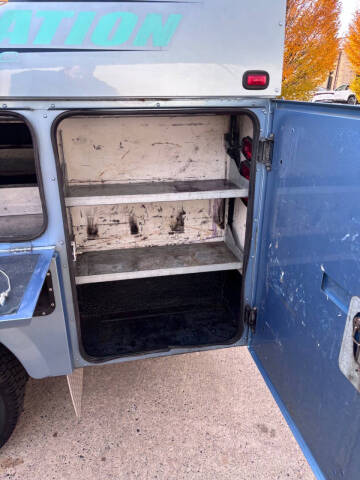 2005 Ford E-Series E-350 SD