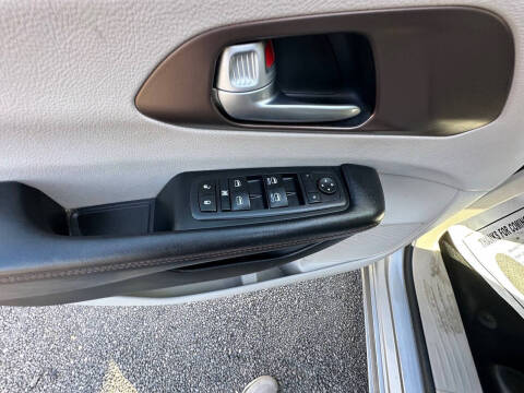 2017 Chrysler Pacifica LX