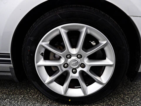 2010 Ford Mustang V6 Premium