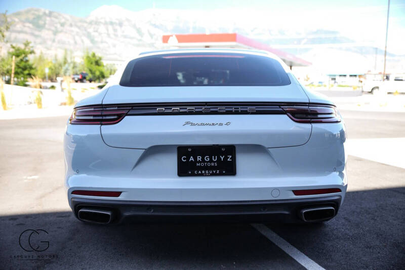 2018 Porsche Panamera