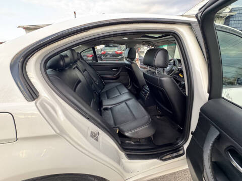 2011 BMW 3 Series 335i