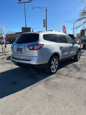 2017 Chevrolet Traverse LT