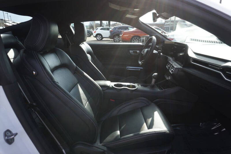 2024 Ford Mustang EcoBoost Premium