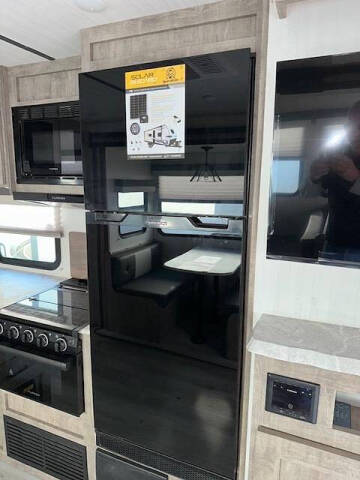 2023 Forest River Surveyor 296QBLE