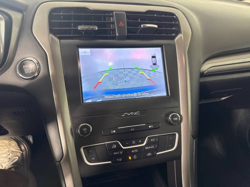 2020 Ford Fusion Hybrid SE