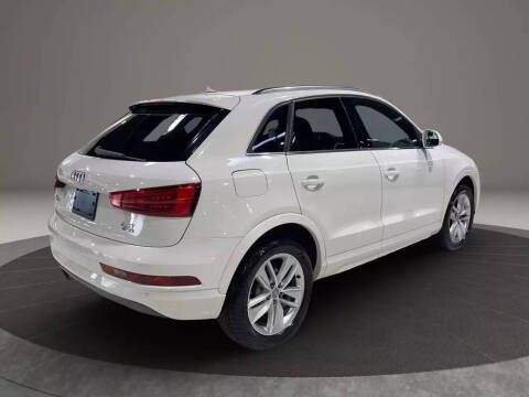 2017 Audi Q3 2.0T quattro Premium Plus