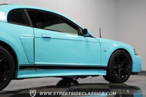 2004 Ford Mustang GT Deluxe