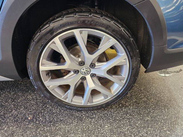 2017 Volkswagen Golf Alltrack