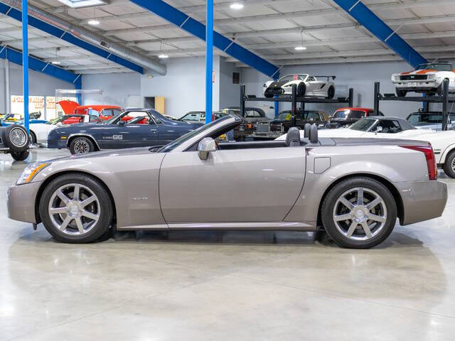 2004 Cadillac XLR