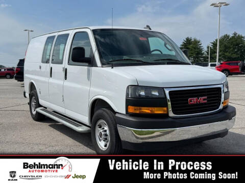 2025 GMC Savana 2500