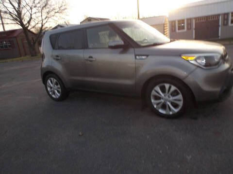 2015 Kia Soul +