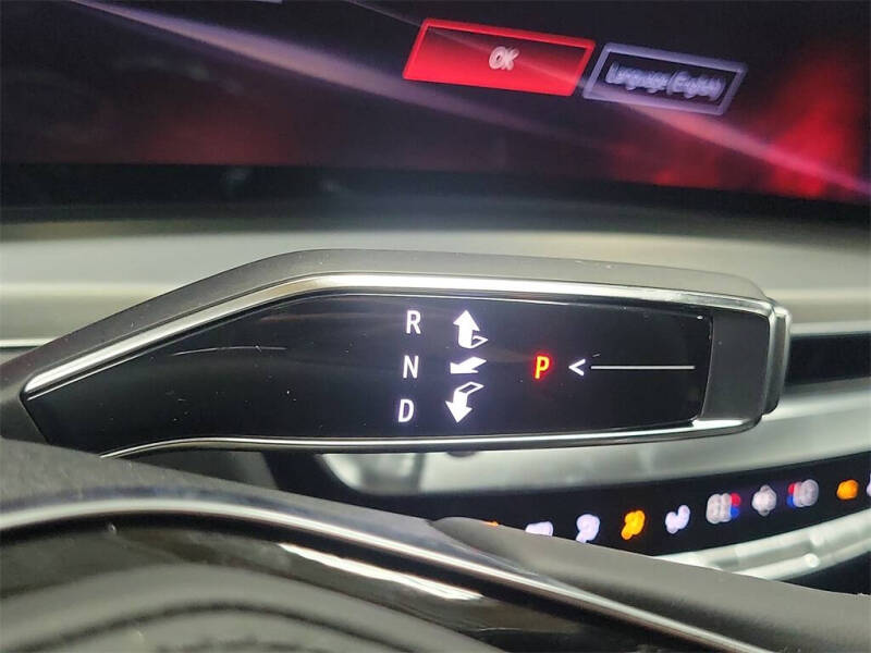 2026 Cadillac LYRIQ-V