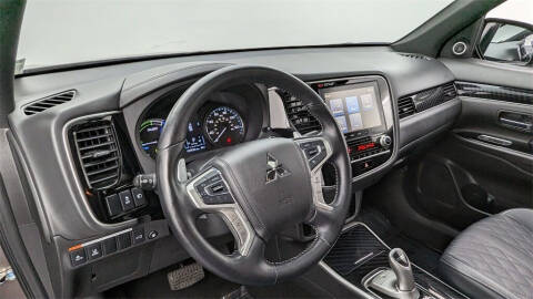 2022 Mitsubishi Outlander PHEV GT