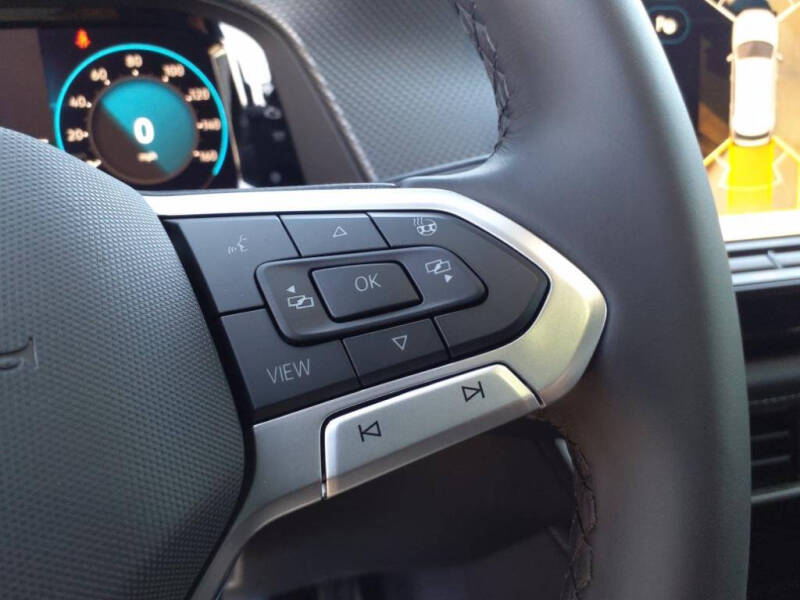 2025 Volkswagen Atlas Cross Sport SEL Premium R-Line 4Motion