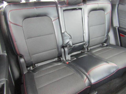 2025 Ford Escape Hybrid ST-Line Select