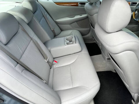 2005 Lexus ES 330