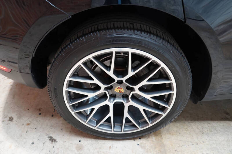 2019 Porsche Macan S