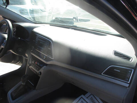 2018 Hyundai Elantra SE