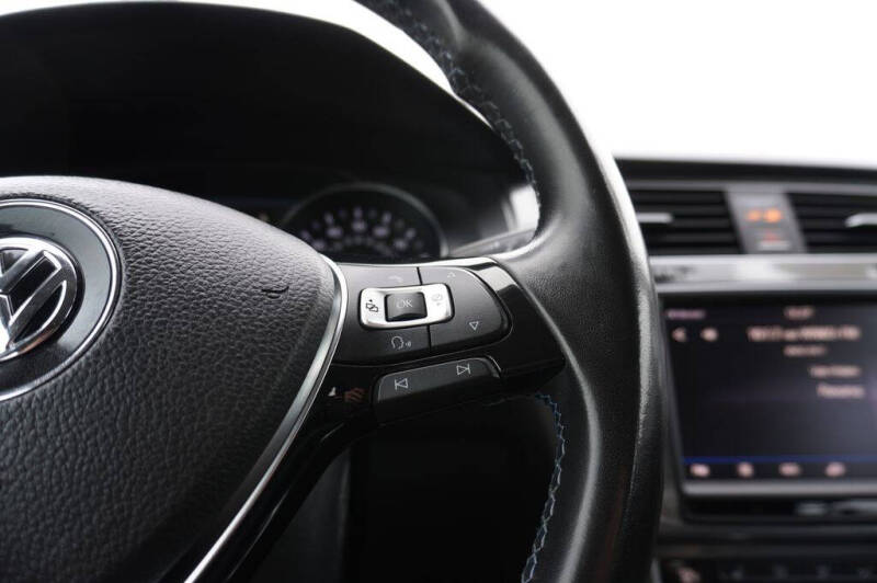 2016 Volkswagen e-Golf SEL Premium