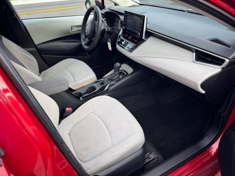 2020 Toyota Corolla LE