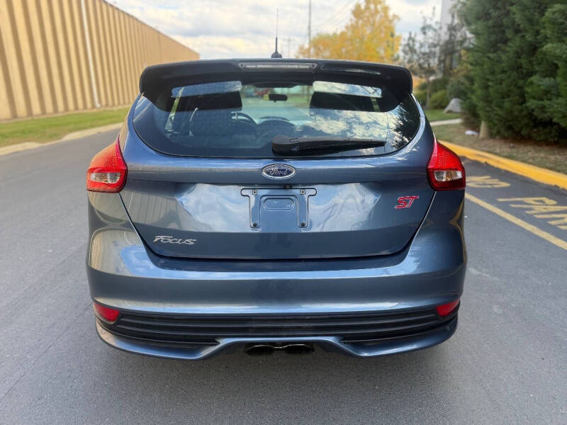 2018 Ford Focus ST