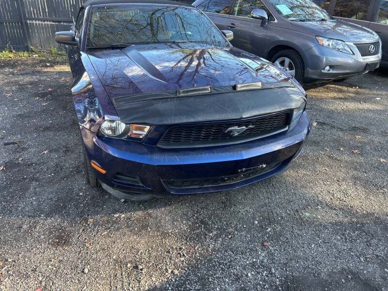 2011 Ford Mustang V6