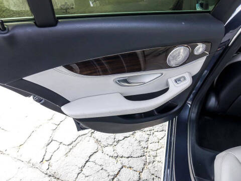 2016 Mercedes-Benz C-Class