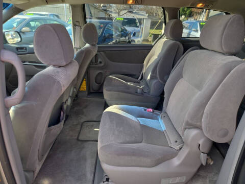 2007 Toyota Sienna LE 7-Passenger