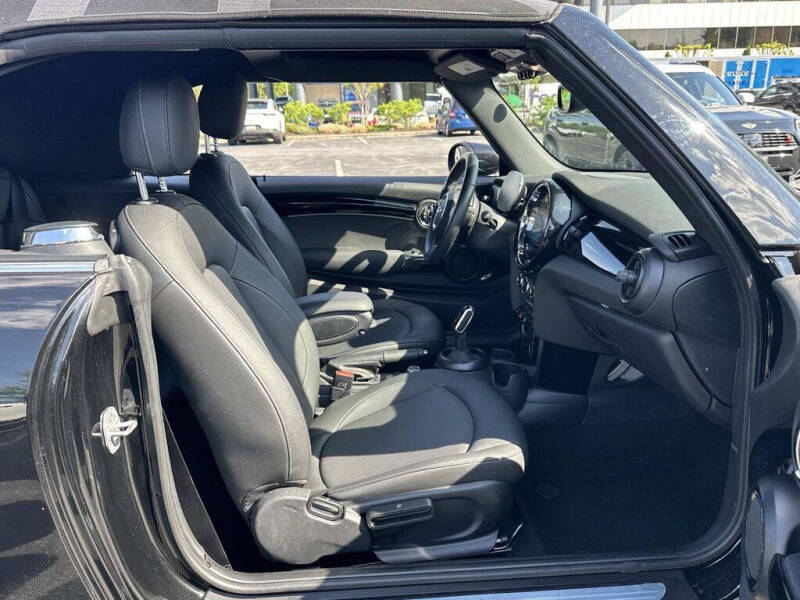 2023 MINI Convertible Cooper