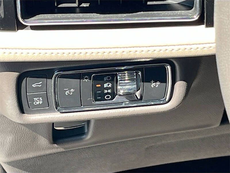 2022 Lincoln Nautilus Standard