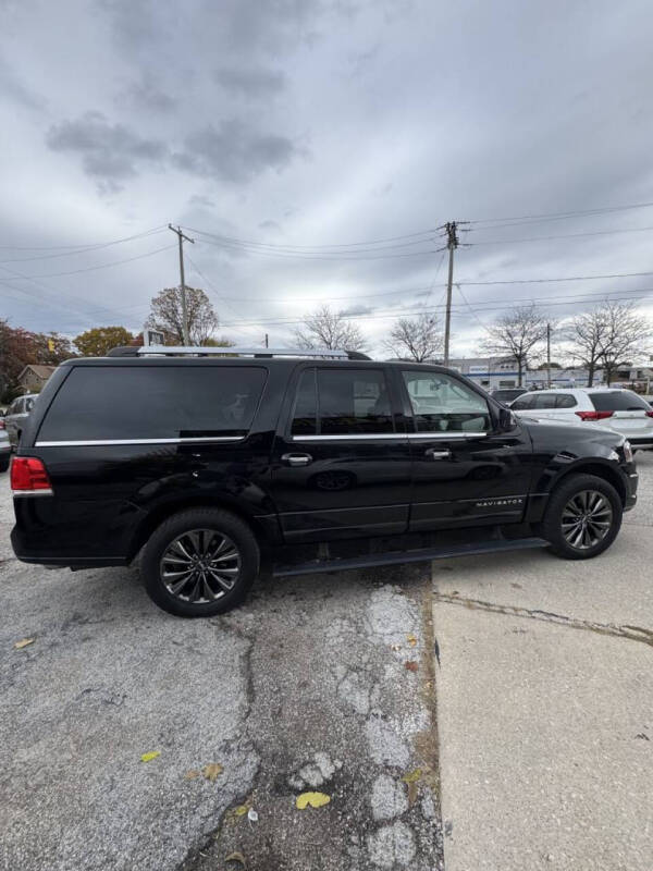 2017 Lincoln Navigator L Select