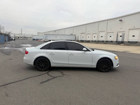 2014 Audi A4 2.0T quattro Premium