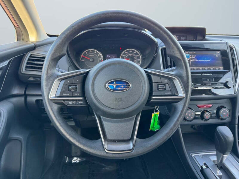 2017 Subaru Impreza 2.0i