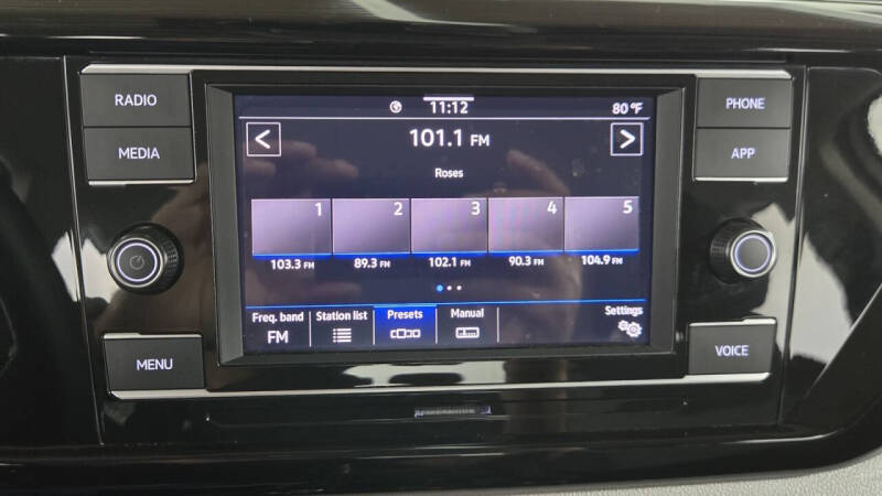 2024 Volkswagen Taos S