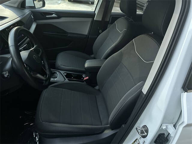 2024 Volkswagen Taos SE