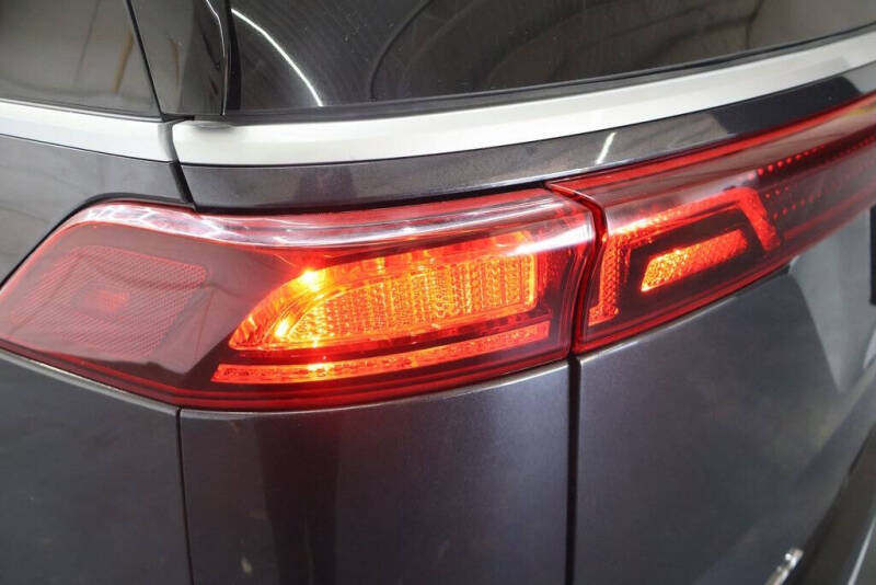 2022 Kia Carnival EX