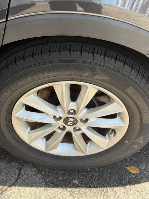 2019 Kia Sorento LX