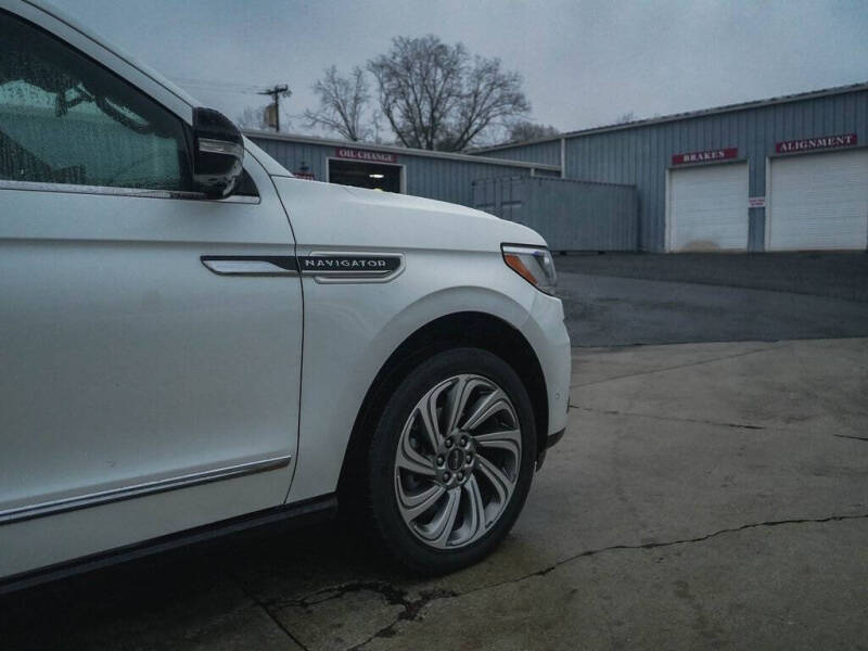 2023 Lincoln Navigator Reserve