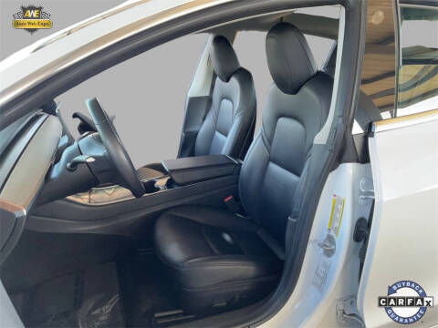 2019 Tesla Model 3 Mid Range