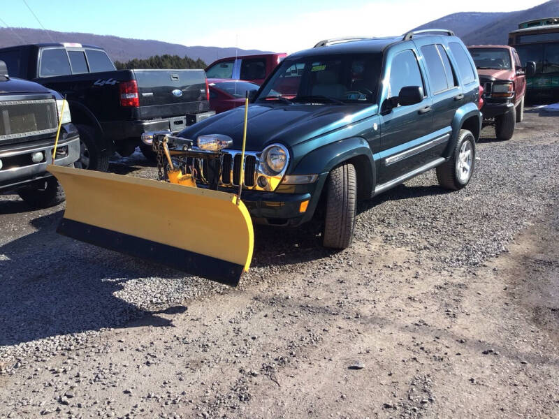 2005 Jeep Liberty for sale at Troy's Auto Sales in Dornsife PA