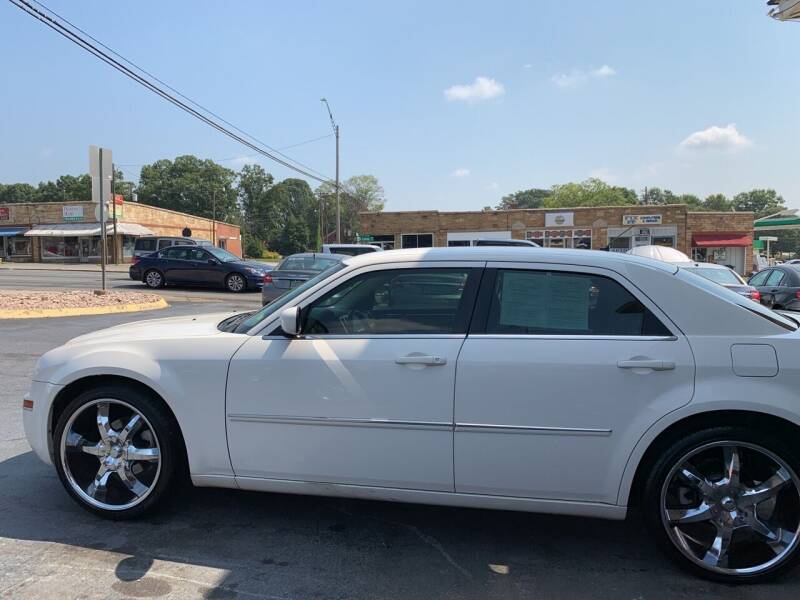 2008 Chrysler 300 for sale at Autoville in Kannapolis NC