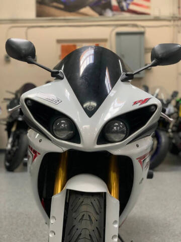2009 Yamaha YZF-R1