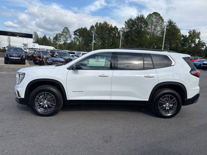 2025 GMC Acadia Elevation