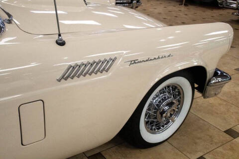1957 Ford Thunderbird