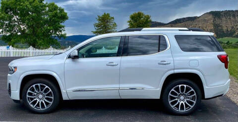 2023 GMC Acadia Denali