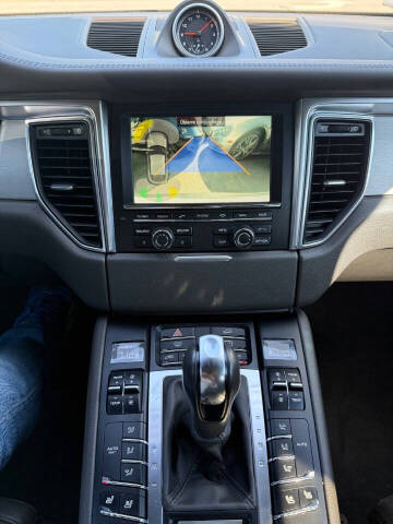 2015 Porsche Macan S